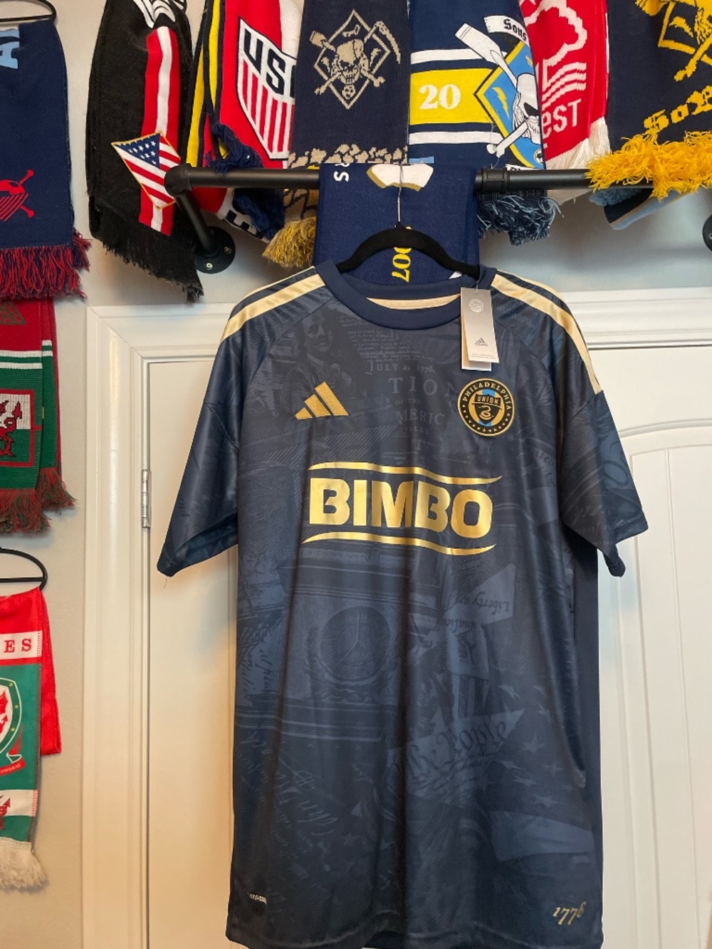 Philadelphia Union 2026 home jersey Milan Iloski - Picture 2 of 2